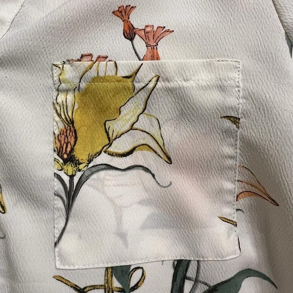 Blouse Zara Size S , Flowered color - Picture 6 of 7